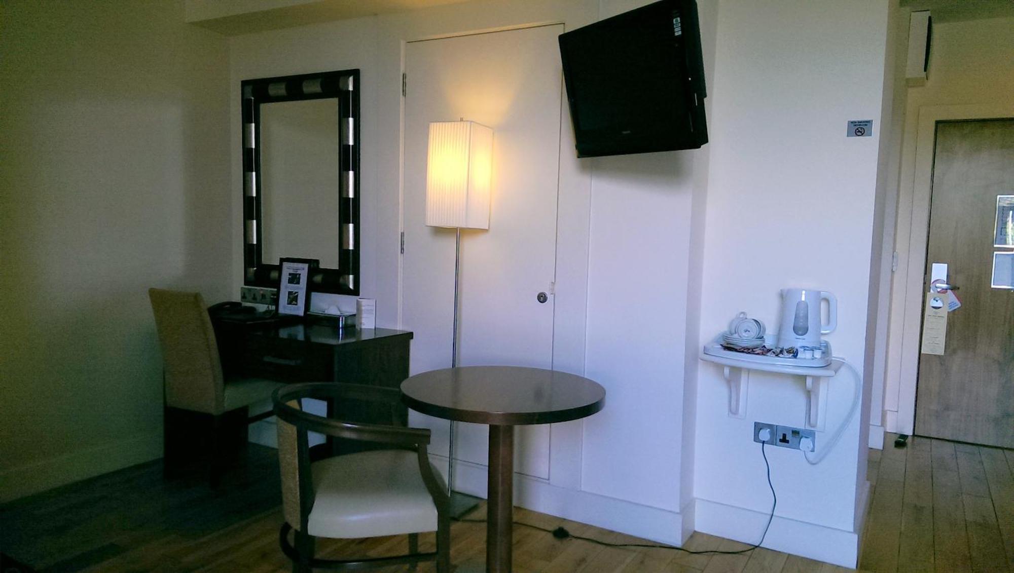 Hotel The Shirley Arms 4*